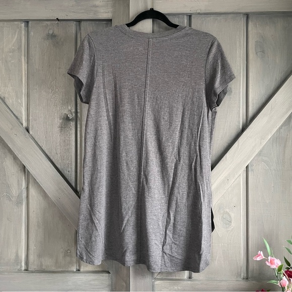 Under Armour Women’s Orioles Tunic Gray Graphic size medium - Picture 4 of 4